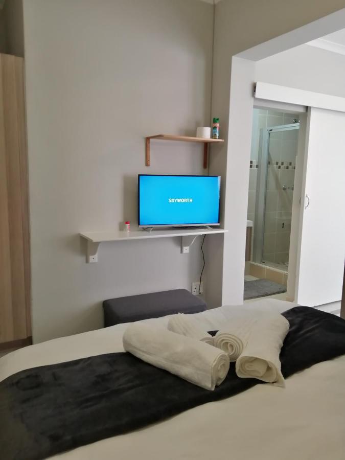 איסט לונדון Farm View Guest House מראה חיצוני תמונה